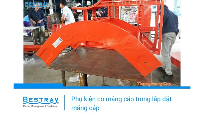 Phụ Kiện Co Máng Cáp Trong Lắp Đặt Máng Cáp